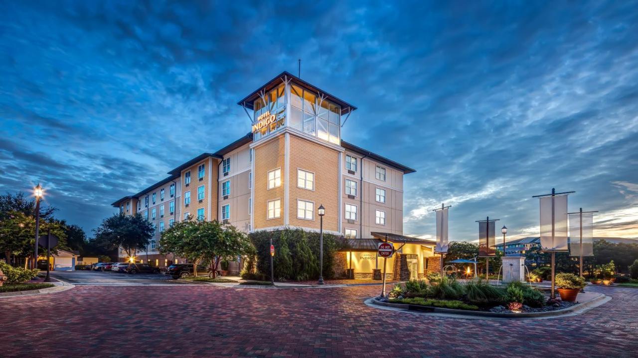 Hotel Indigo Jacksonville-Deerwood Park, An Ihg Hotel Exterior photo